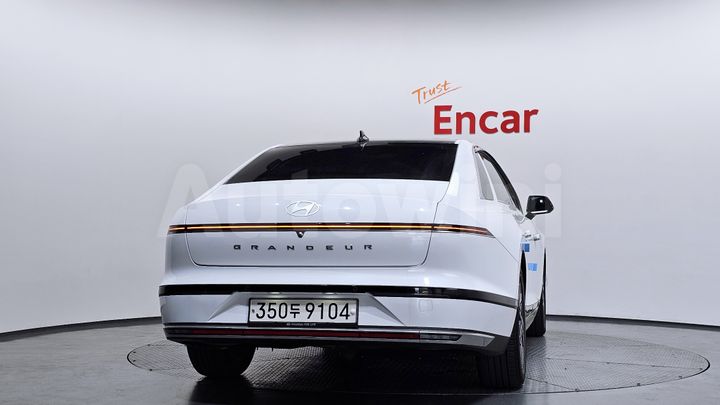 Hyundai Grandeur 2023 — 4