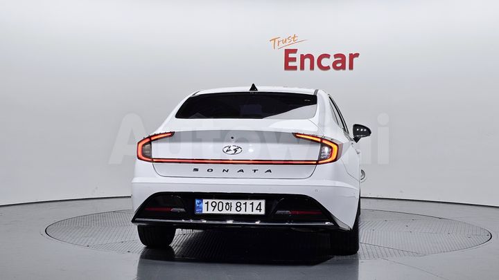 Hyundai Sonata 2023 — 4