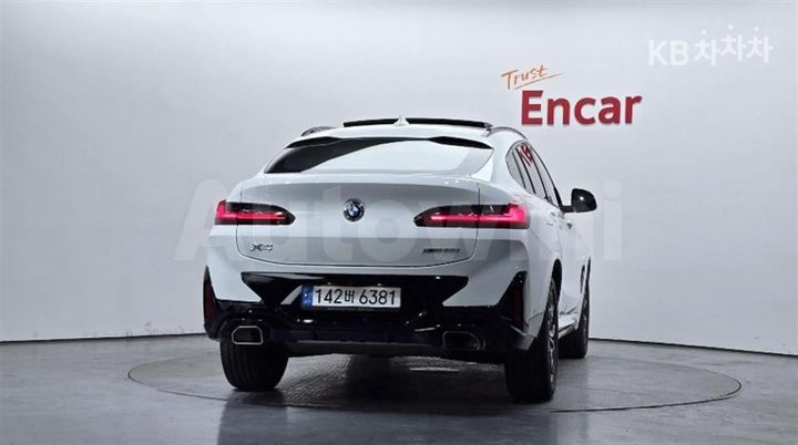 BMW X4 2022 — 4