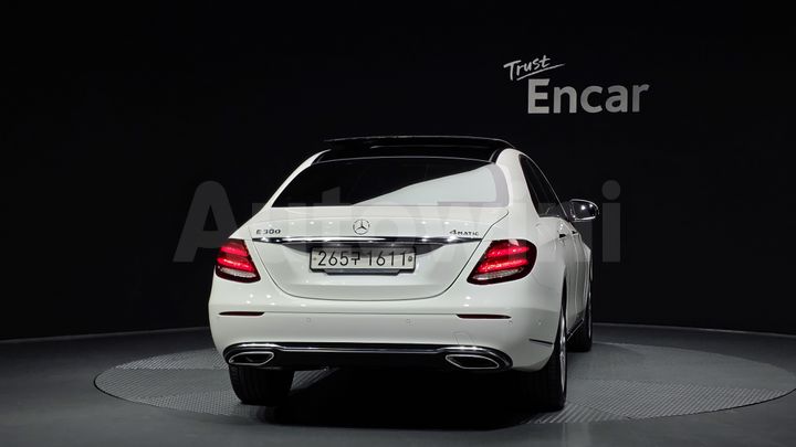 Mercedes Benz E Class 2019 — 4
