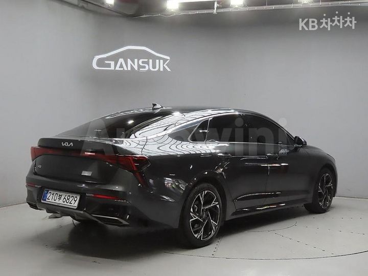 Kia K5 2025 — 4