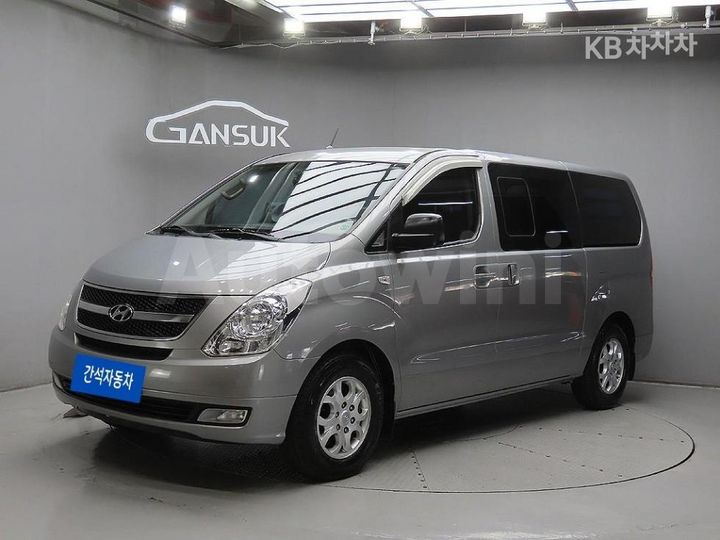 Hyundai Starex 2011 — 2