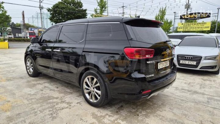 Kia Carnival 2020 — 5