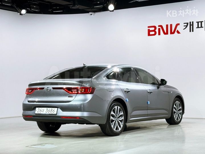 Renault SM6 2017 — 2