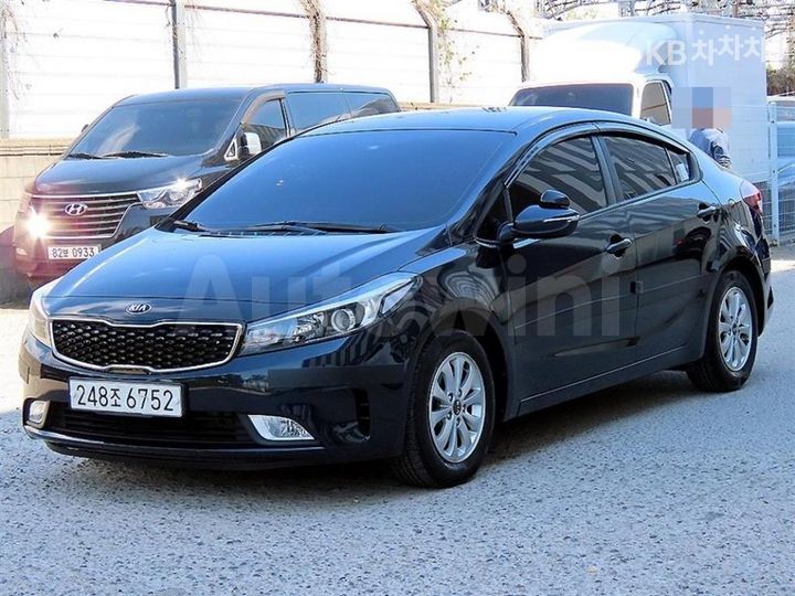 Kia K3 2017 — 2
