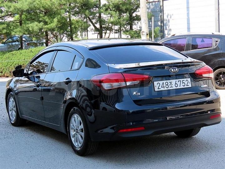 Kia K3 2017 — 3