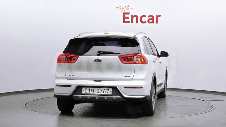 Kia Niro 2017 — 4