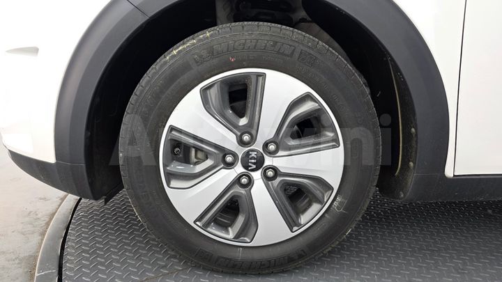 Kia Niro 2017 — 5