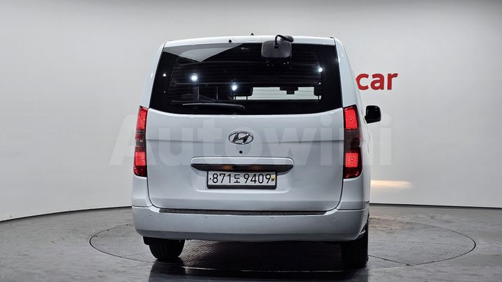 Hyundai Starex 2016 — 4