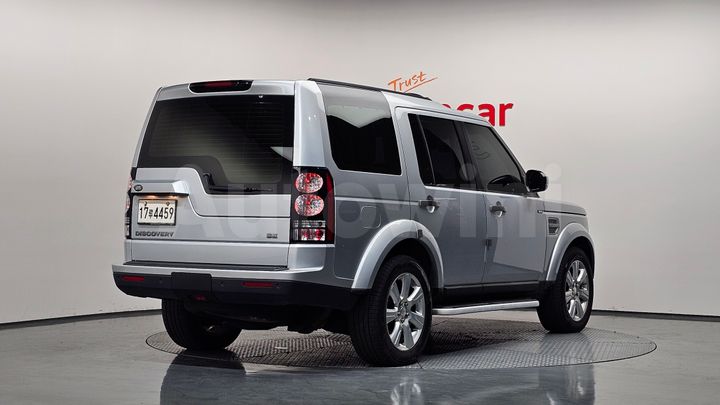 Land Rover Discovery 2015 — 2