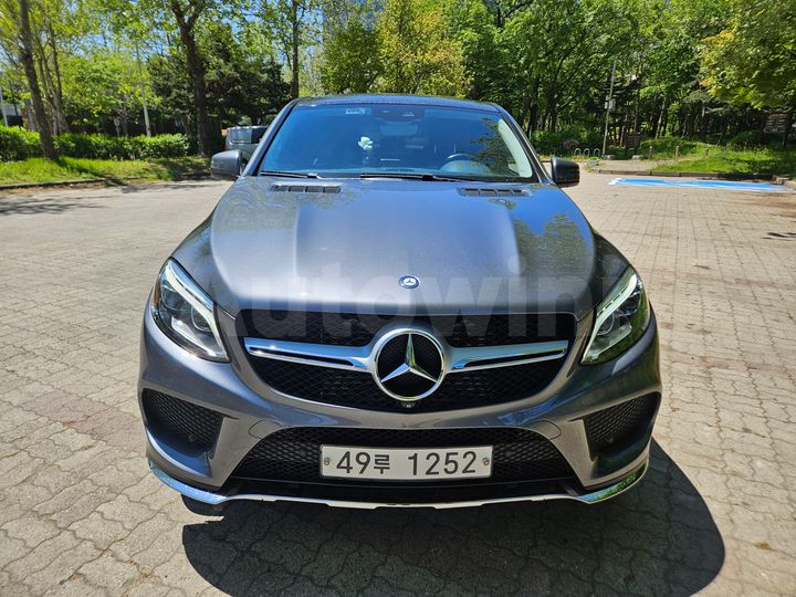 Mercedes Benz GLE Class 2017 — 2