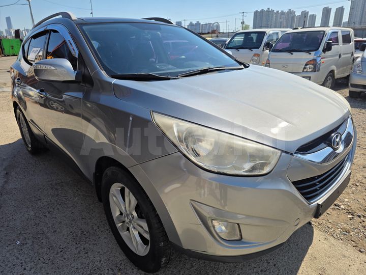 Hyundai Tucson 2010 — 2
