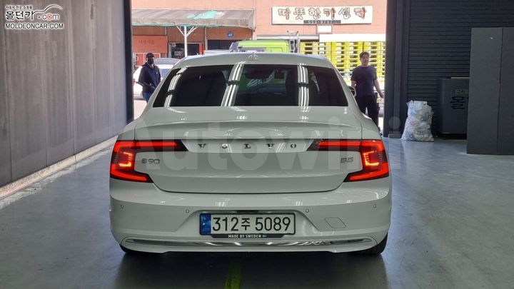 Volvo S90 2021 — 4