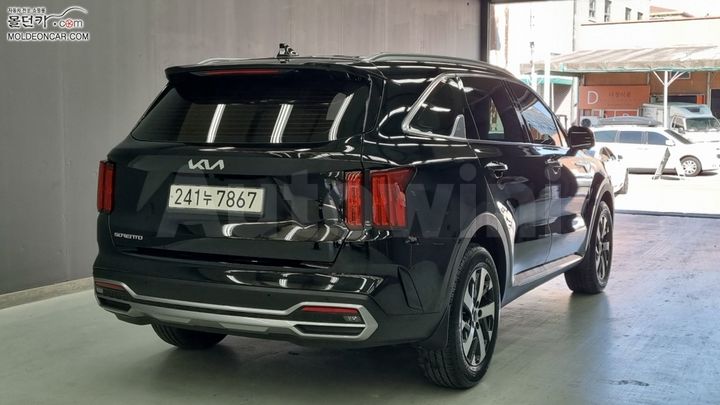 Kia Sorento 2023 — 2
