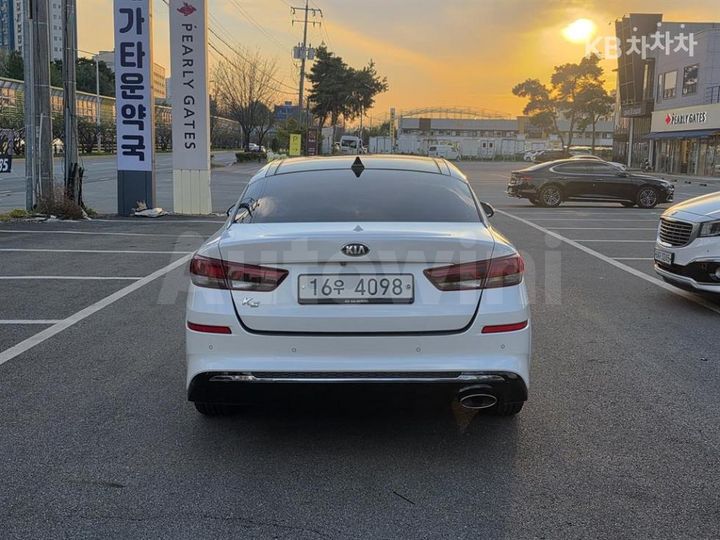 Kia K5 2019 — 4