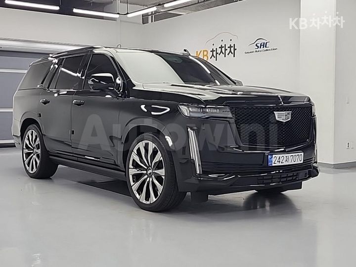 Cadillac Escalade 2023 — 4