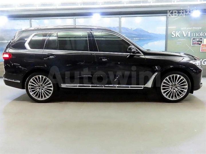 BMW X7 2021 — 3