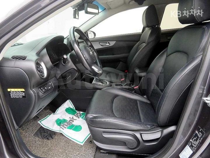 Kia K3 2020 — 5