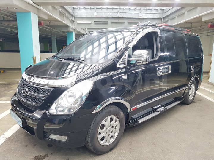 Hyundai Starex 2015 — 2