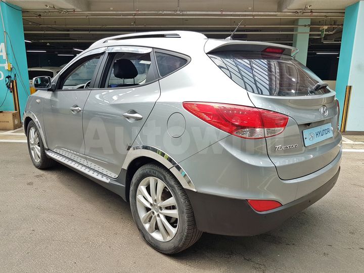 Hyundai Tucson 2011 — 5