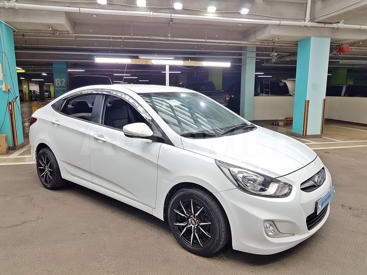 Hyundai Accent 2014 — 4