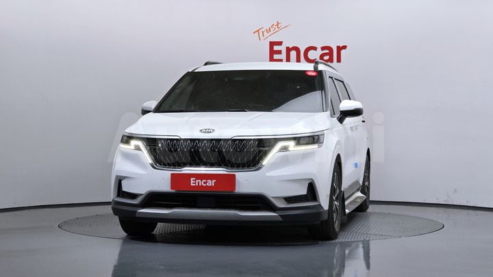 Kia Carnival 2021 — 3