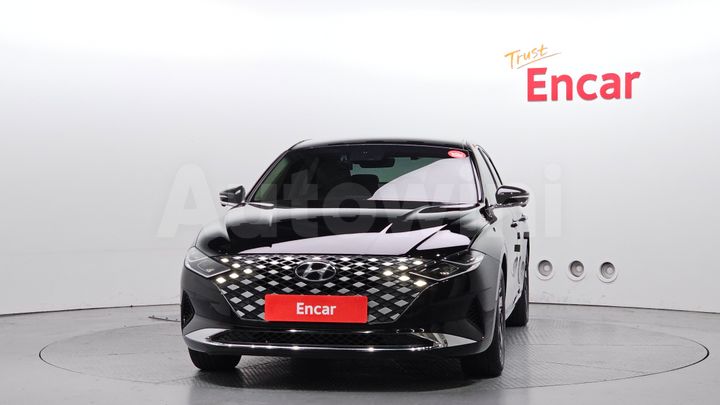 Hyundai Grandeur 2022 — 3