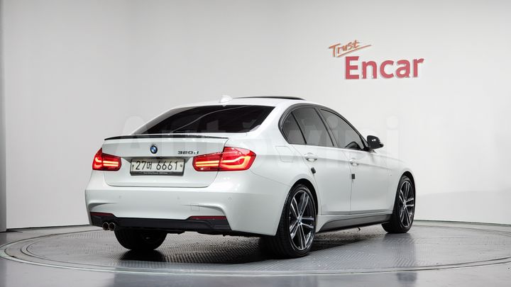 BMW 3 Series 2018 — 2