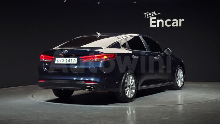 Kia K5 2018 — 2