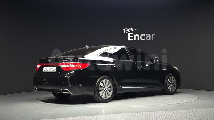 Hyundai Grandeur 2017 — 2