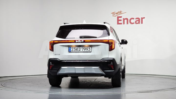 Kia Seltos 2025 — 4