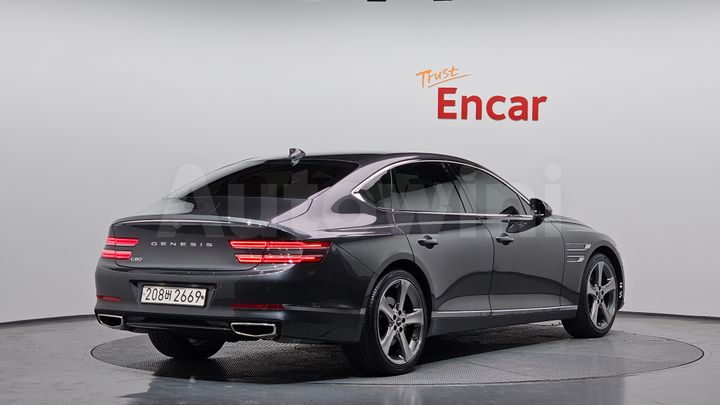 Genesis G80 2021 — 2