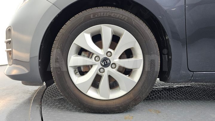 Kia Pride 2015 — 5