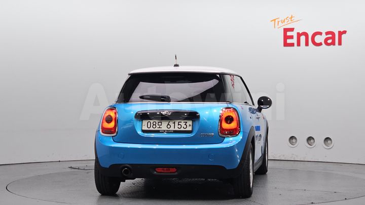 Mini Cooper 2017 — 4