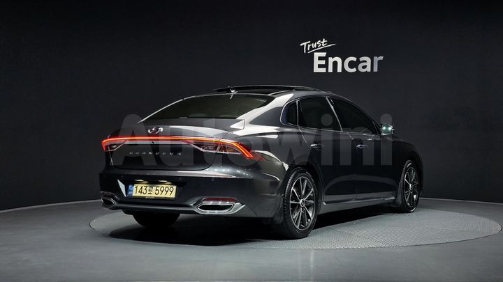 Hyundai Grandeur 2022 — 2