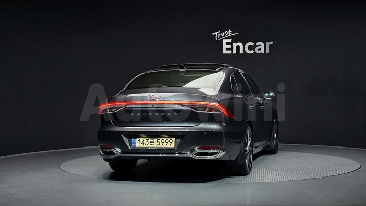 Hyundai Grandeur 2022 — 4