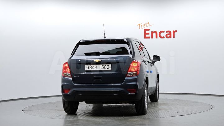 Chevrolet Trax 2020 — 4