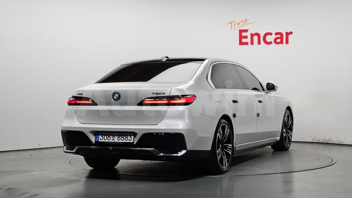 BMW 7 Series 2023 — 2