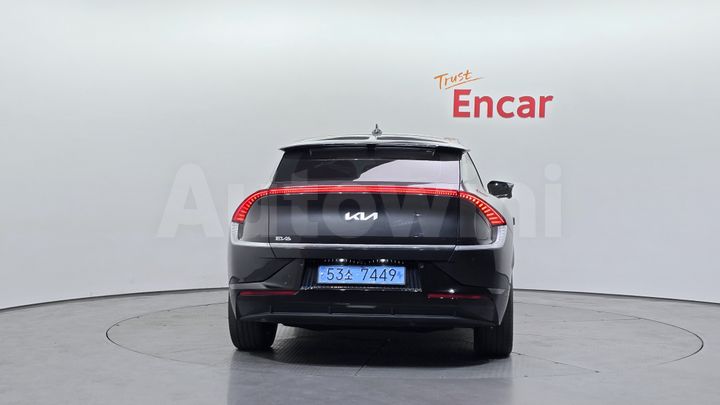 Kia EV6 2022 — 4