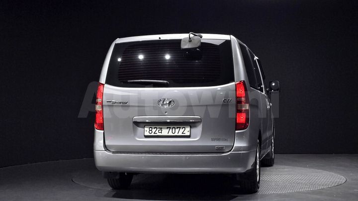 Hyundai Starex 2013 — 4