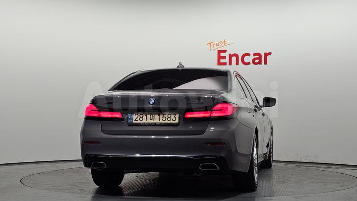 BMW 5 Series 2022 — 4