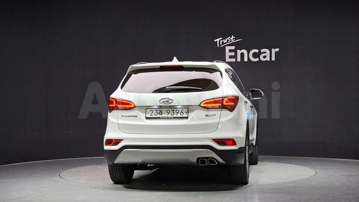 Hyundai SantaFe 2016 — 4