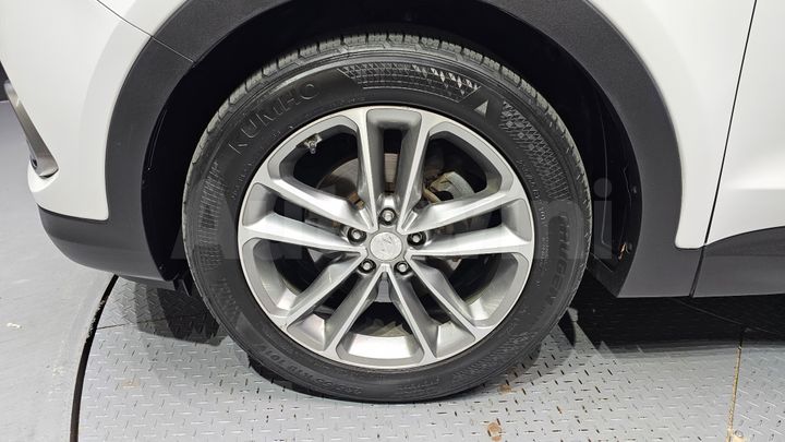 Hyundai SantaFe 2016 — 5