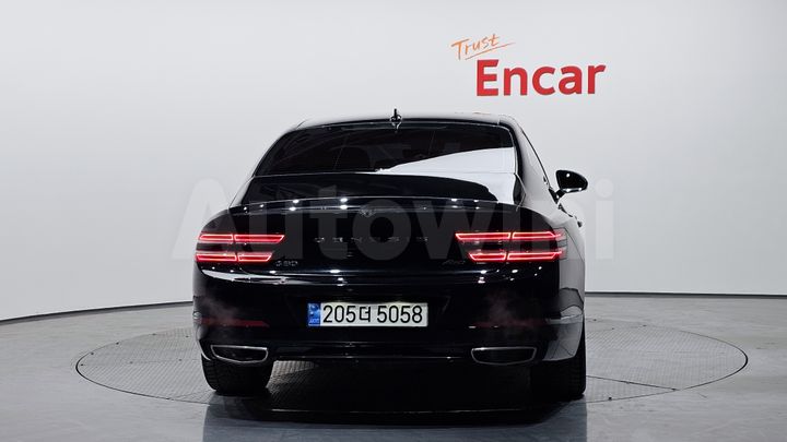 Genesis G80 2022 — 4