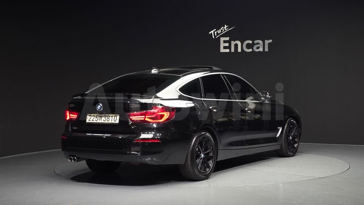 BMW 3 Series 2020 — 2