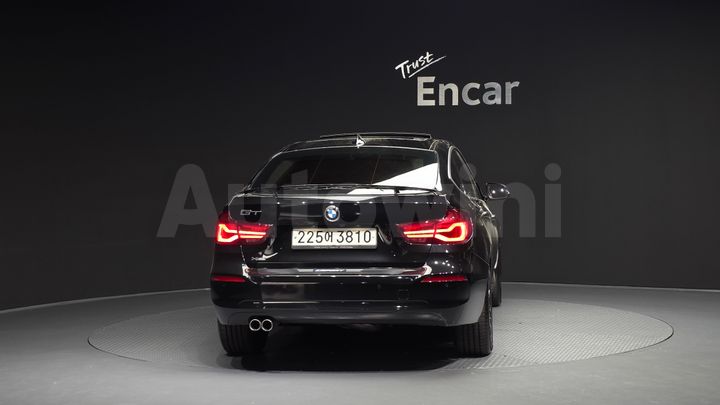 BMW 3 Series 2020 — 4