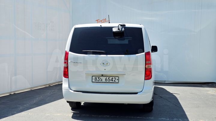 Hyundai Starex 2017 — 4