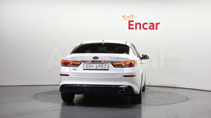 Kia K5 2019 — 4