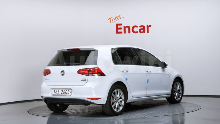 Volkswagen Golf 2013 — 2