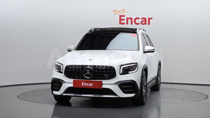 Mercedes Benz GLB Class 2023 — 3
